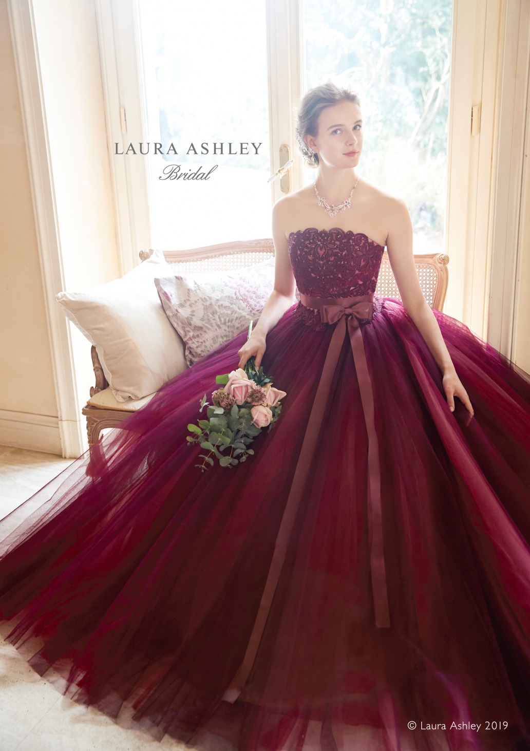 大人気♡ LAURA ASHLEYシリーズ | ウェディングドレスレンタル TIG 