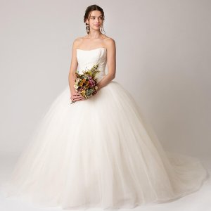 White by VERA WANG ヴィオレ プリンセスライン ウェディングドレスレンタル TIG DRESS 東京